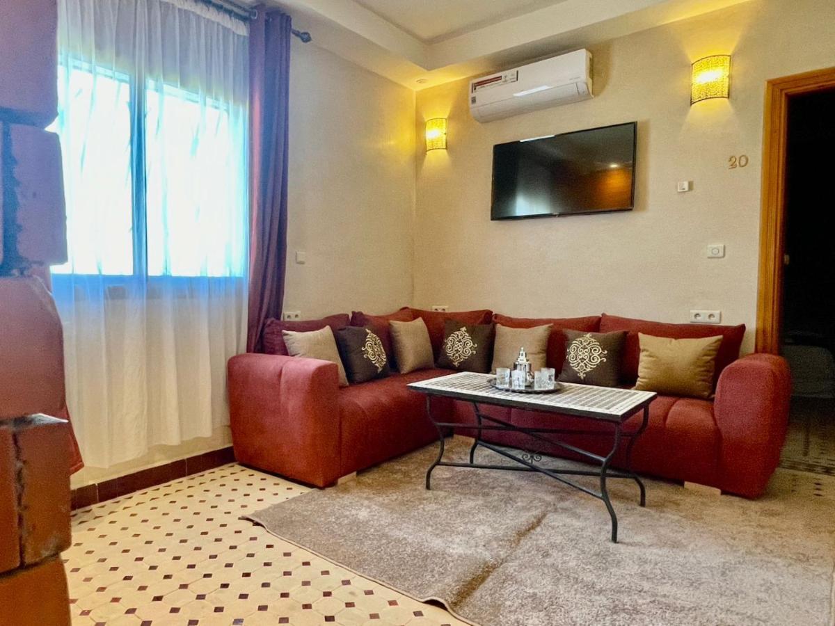 Hotel Apartments Lexpert " Riad The Family" เมอร์ซูกา ภายนอก รูปภาพ